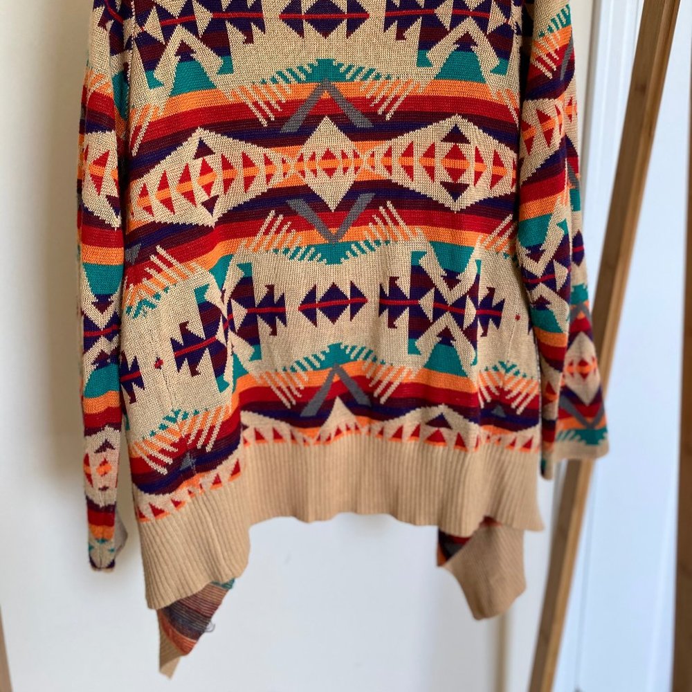Aztec Print Cardigan - Picture 7 of 8
